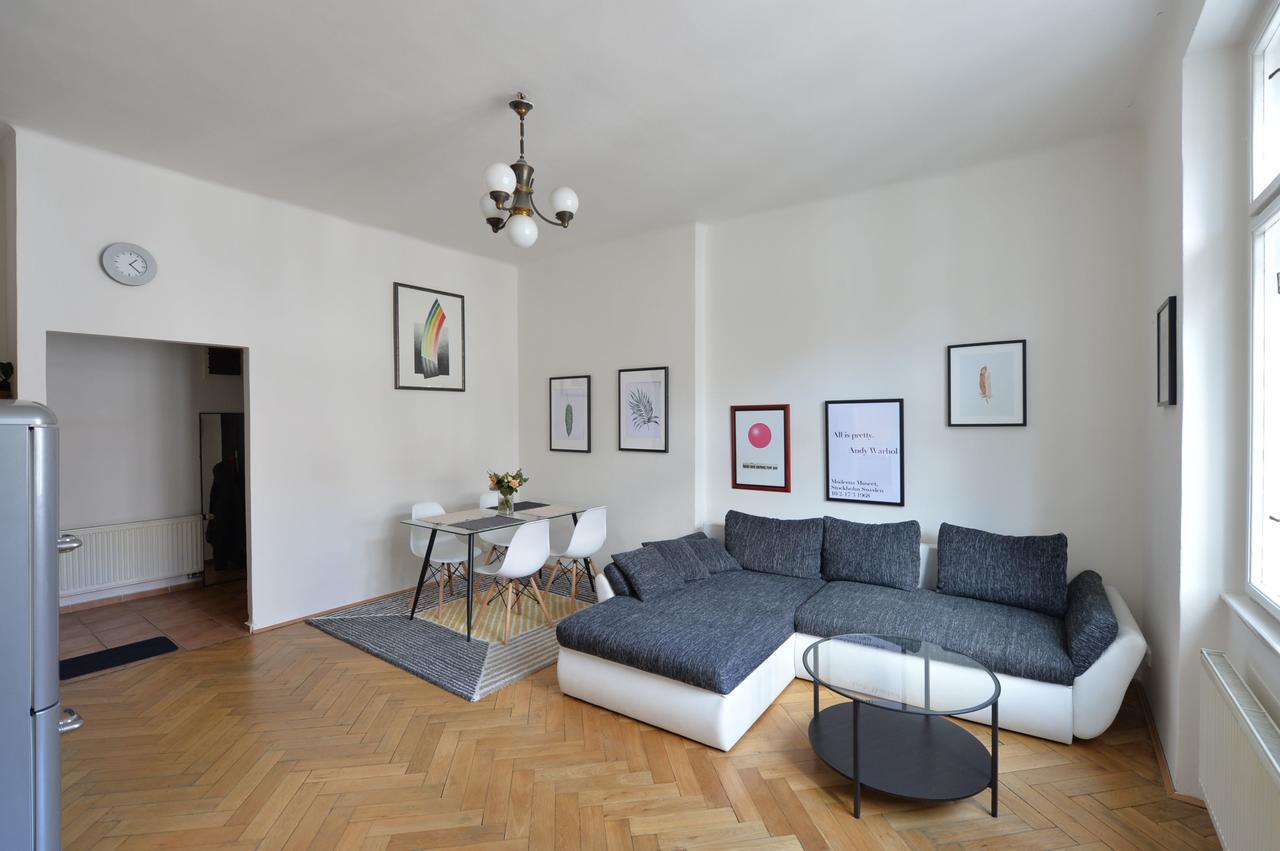 Old Town Sq. Apartment Praha Bagian luar foto